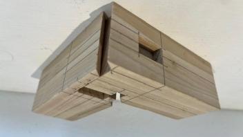 Expanded joint of wood