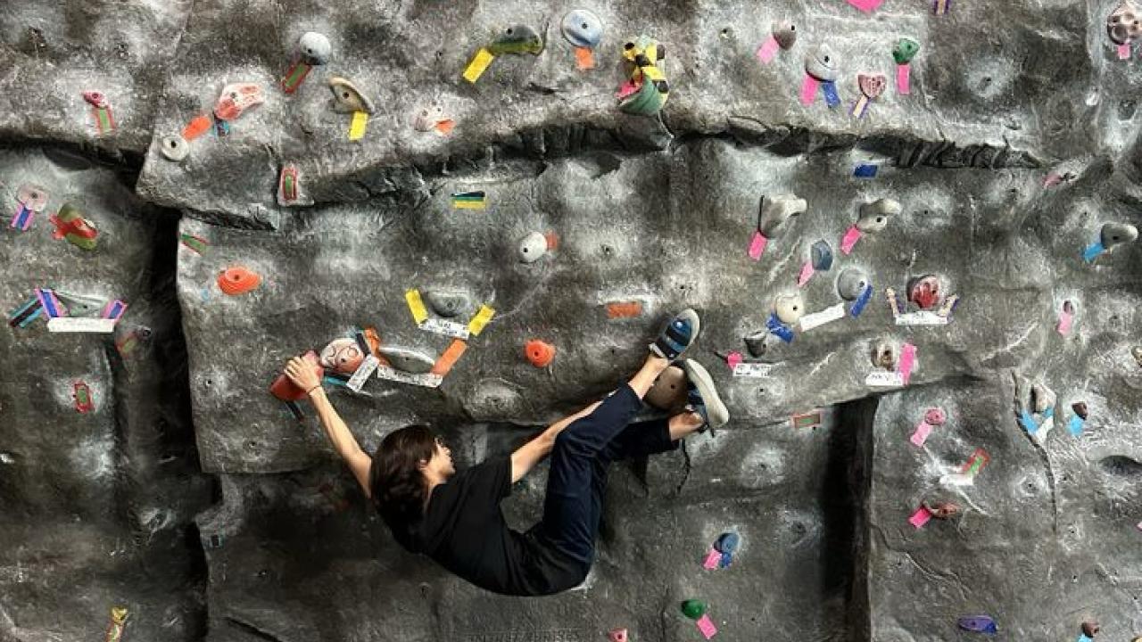 Rock Wall - Bouldering2