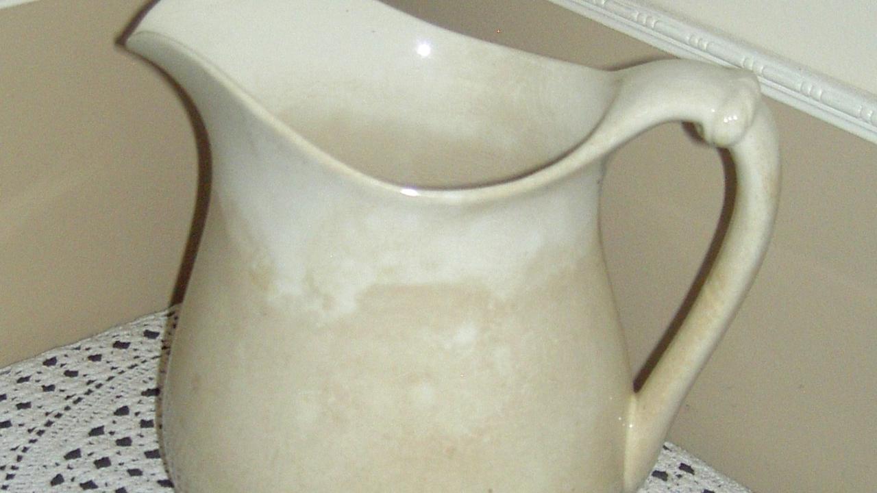 Pots that Pour